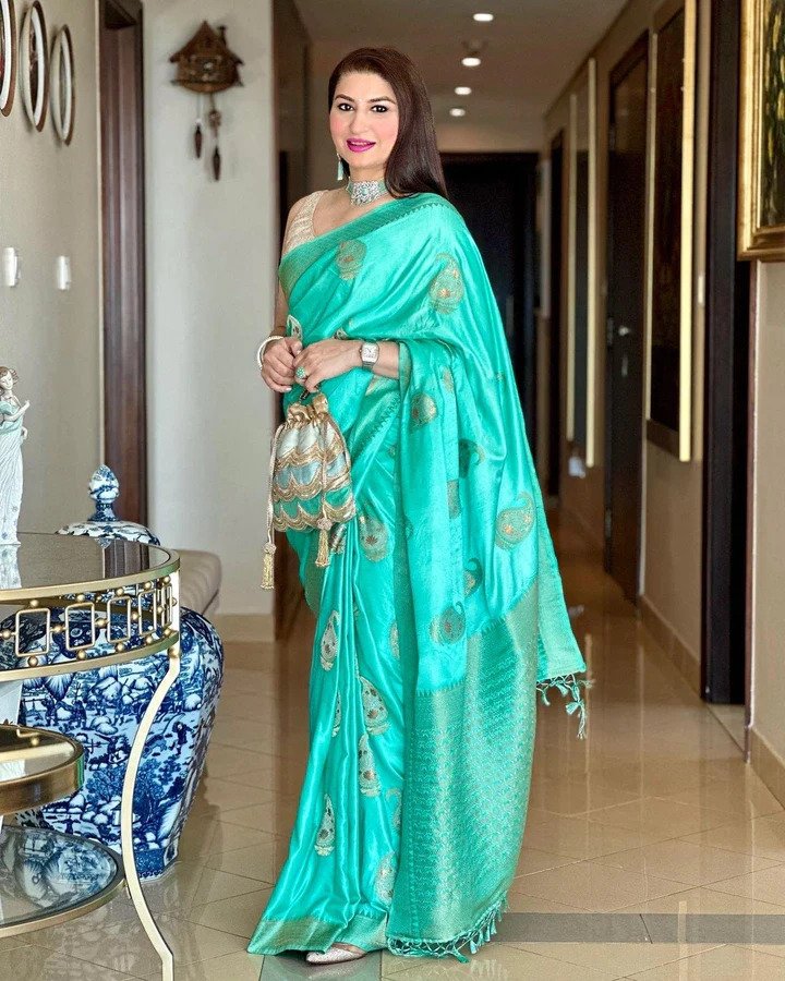 From Celebrities to Fashionistas: Why Banarasi Sarees Are Always in Demand